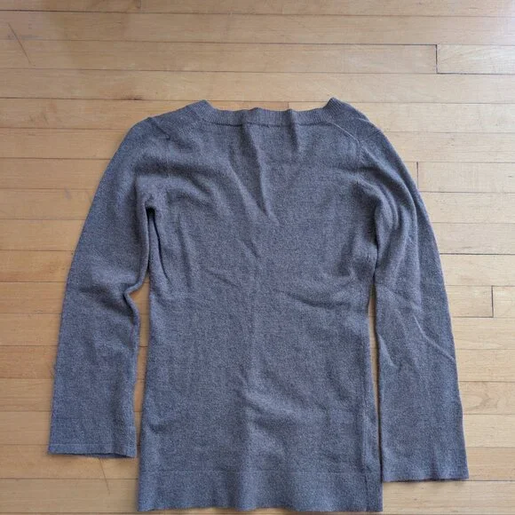 Sweater - Picture 2 of 3